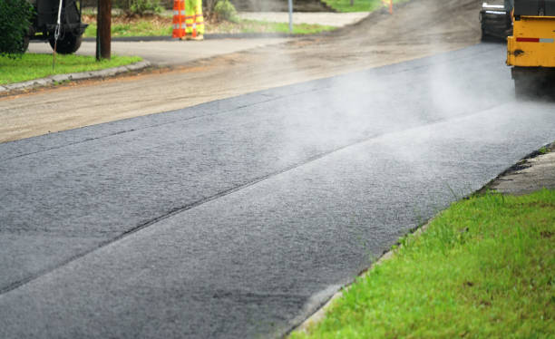 Best Commercial Driveway Paving in Waukegan, IL